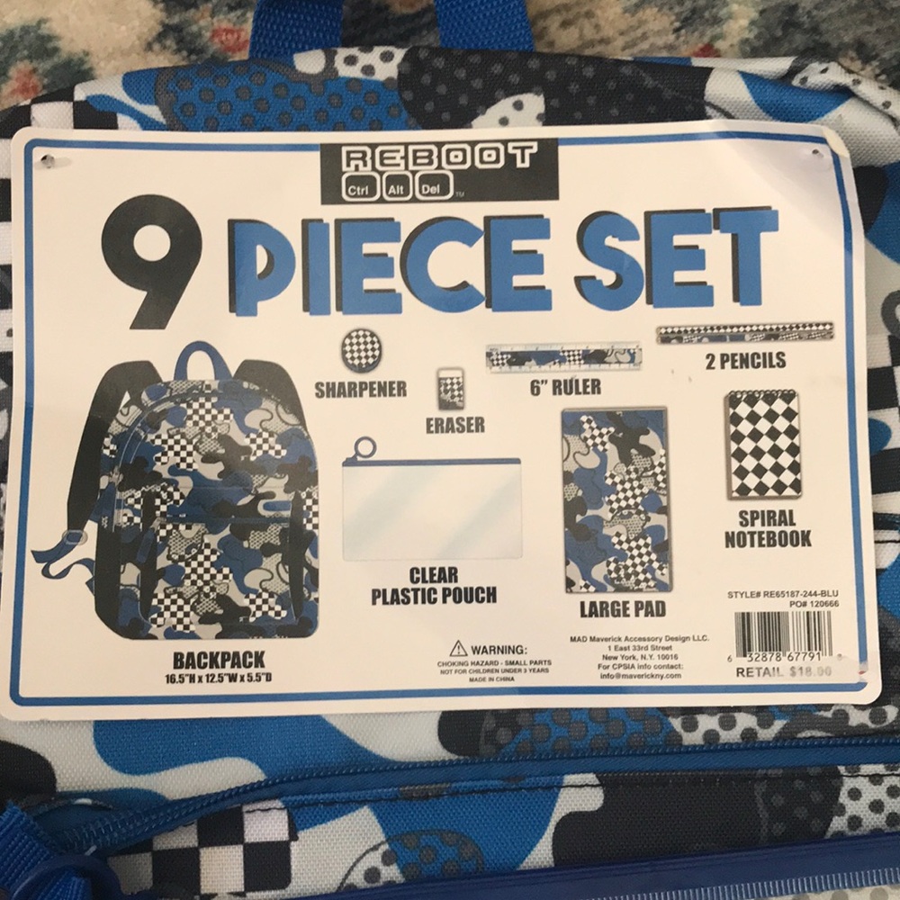 9 Piece Set Printed Backpack - Picture 2 of 6